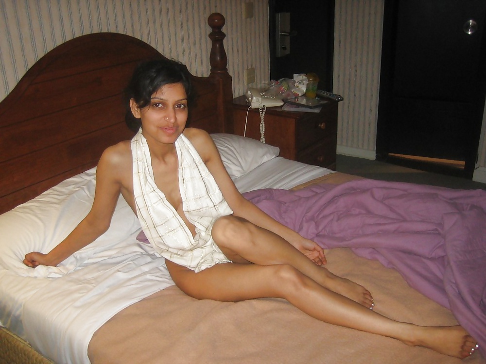 Horny Cute Nude Indian College Girl Alina Sex Images ...