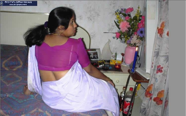 Chubby Mature Indian Blowjob - Porn Pics Chubby Indian Aunty Rajini Naked Blowjob - Indian ...