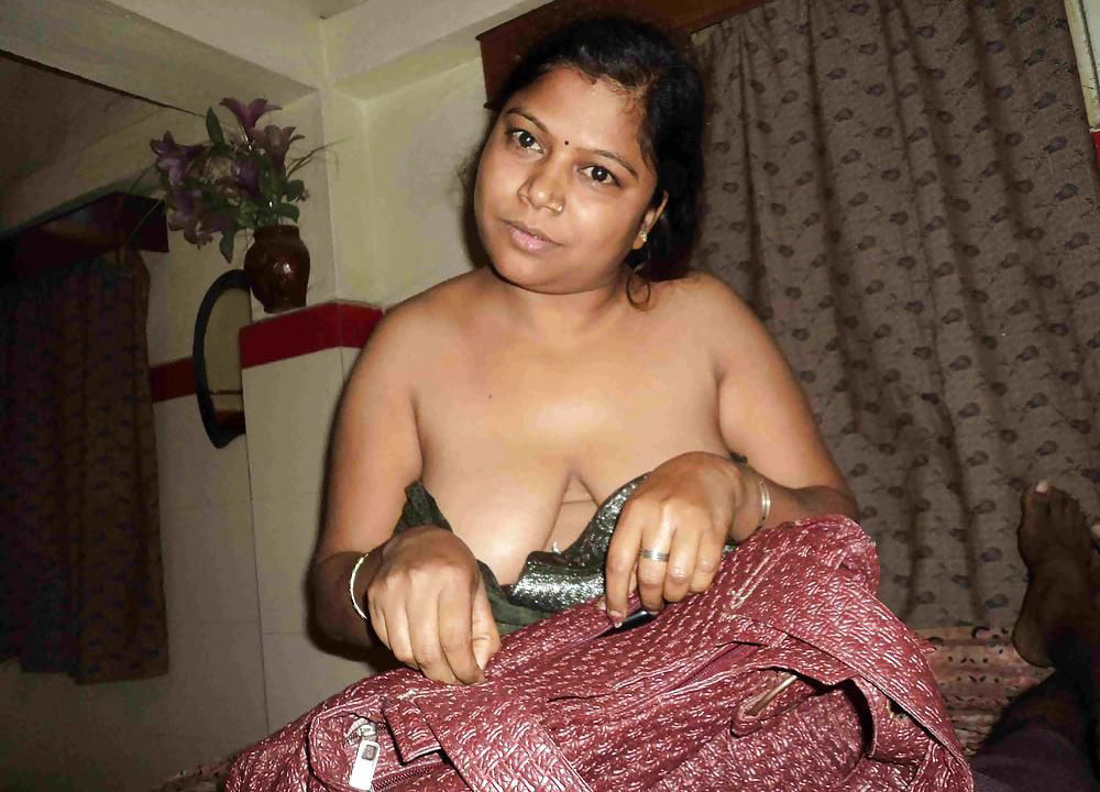 1000px x 720px - Porn Pics Indian Big Boob Saraswati Bhabhi Naked On Bed - Indian ...