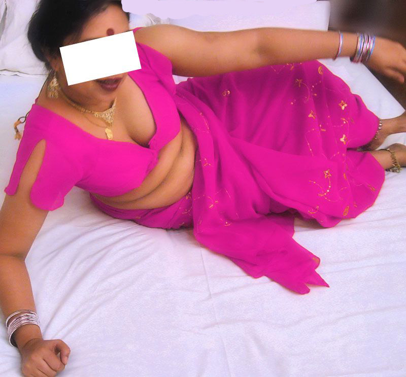 Porn Pics Mature Indian Housewife Shobha Hardcore Sex - Indian Porn Photos