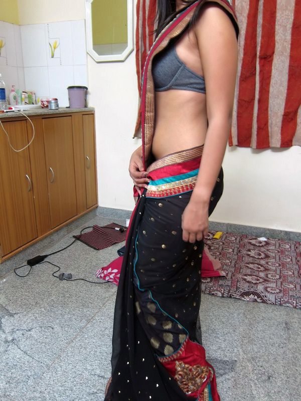 Sadi Sexy - Porn Pics Indian Monisha In Saree Stripped Naked At Home - Indian ...