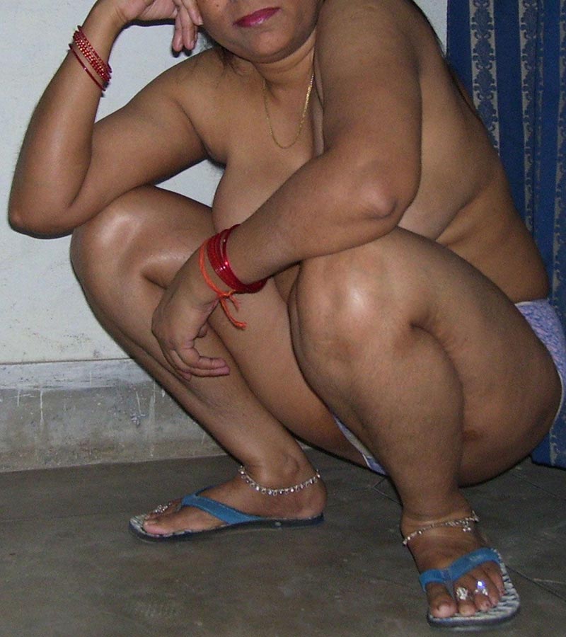 Chubby Indian Aunty - Chubby Indian Aunty Kalpana Boob Show - Indian Porn Photos