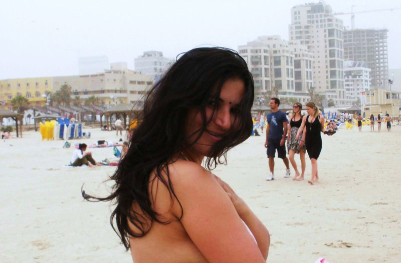 800px x 526px - Porn Pics These Indian Girls Enjoying Nude On Beach - Indian Porn Photos